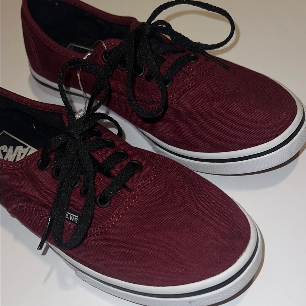 Vans Maroon Canvas Sneakers with Black Laces - Picture 3 of 5